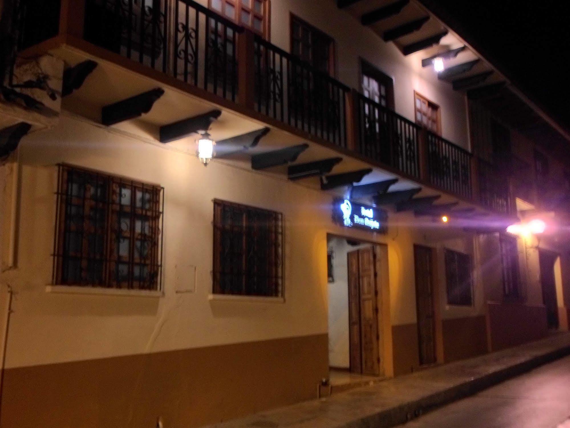 Hotel Don Quijote San Cristobal de las Casas Luaran gambar